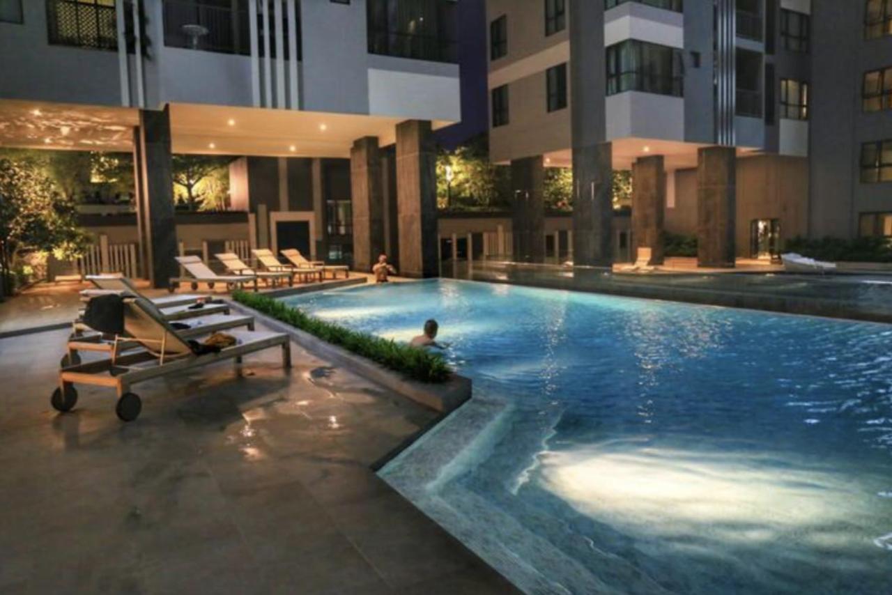 The Base Central Pattaya By Wwc Екстер'єр фото
