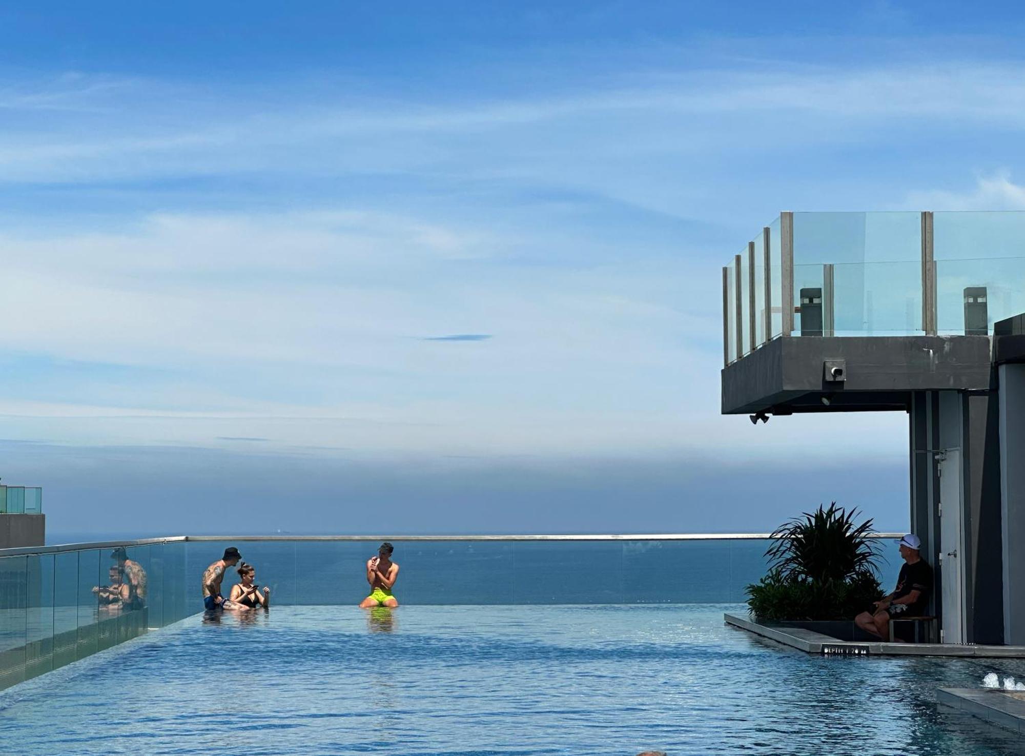 The Base Central Pattaya By Wwc Екстер'єр фото