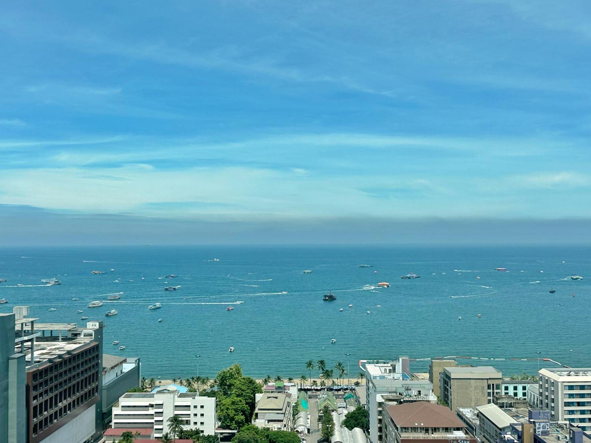 The Base Central Pattaya By Wwc Екстер'єр фото